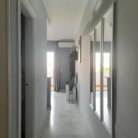 Near The פואנגירולה