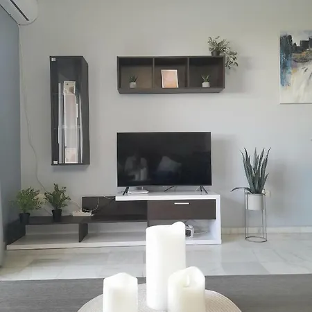 Apartment Near The *